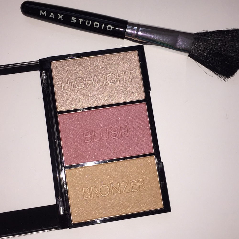 RADIANT COMPLEXION SET